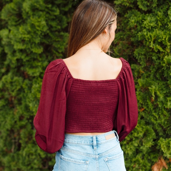 Long Sleeve cutout top - Picture 2 of 2